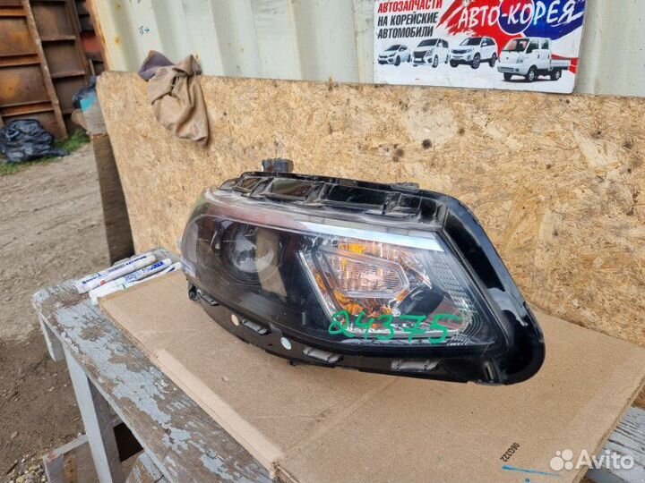 Фара передняя правая Chevrolet Malibu 2015-2018
