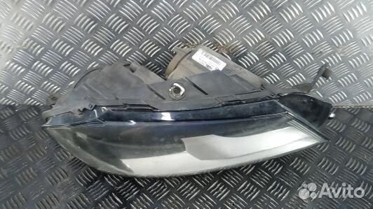 Фара правая volkswagen passat B7 (ZNP16MU01)