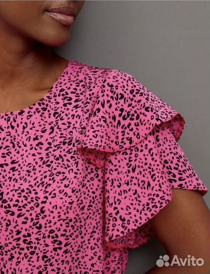 Блузка нарядная женская с воланами 42 44