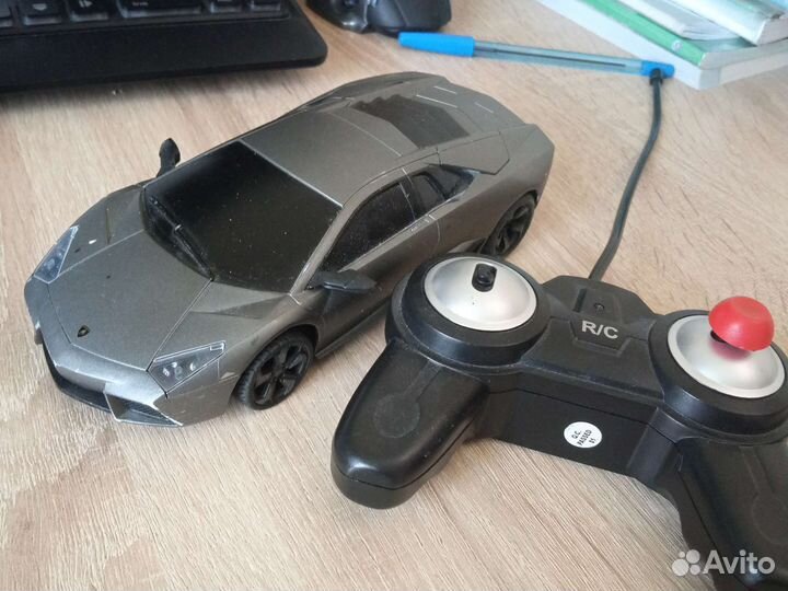 Машинка на радиоуправлении ламборгини