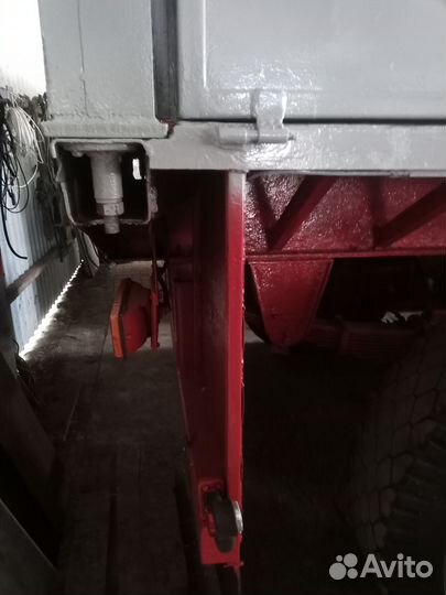 Полуприцеп лесовоз (сортиментовоз) МАЗ МАЗ-93892, 1992