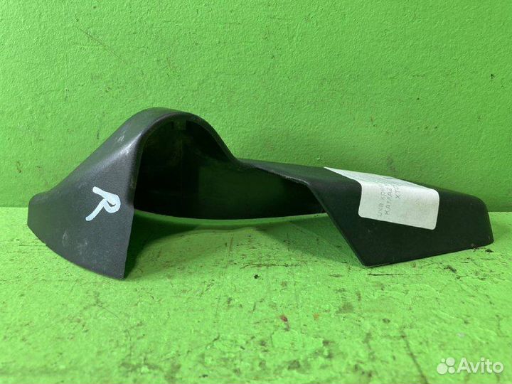 Крышка крепления кронштейна зеркала KAMAZ 5490-S5