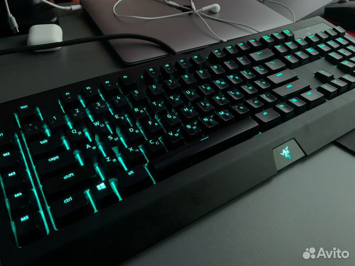 Клавиатура механическая Razer BlackWidow Chroma V2