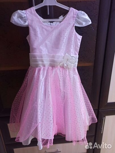 Платья праздничные