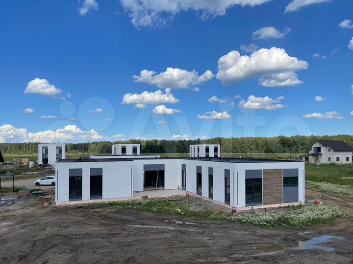 Дом 295 м² на участке 11,7 сот.