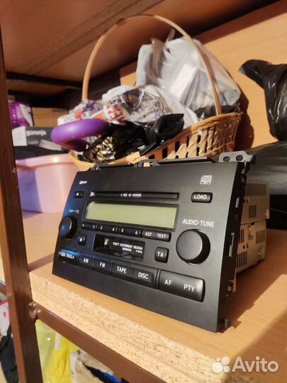 Штатная магнитола на тойота Прадо 120