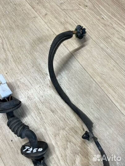 Проводка двери задняя правая Chevrolet Aveo T250