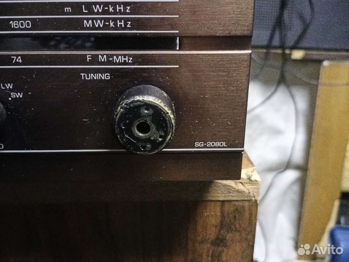 Проигрыватель Panasonic SG-2080L есть радио