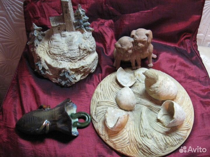 Старинные довоенные скульптуры