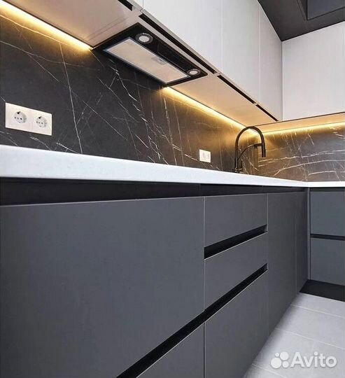 Кухня на заказ с установкой