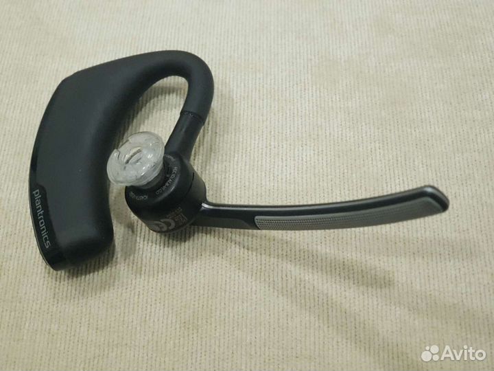 Гарнитура Plantronics Voyager Legend