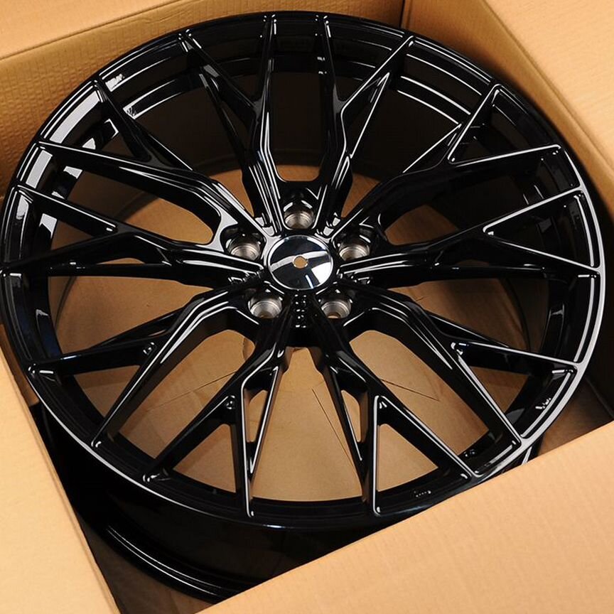 Диски KoKo Kuture 0387 8.5x19/5x114.3 D67.1 ET40 Gloss Black литой