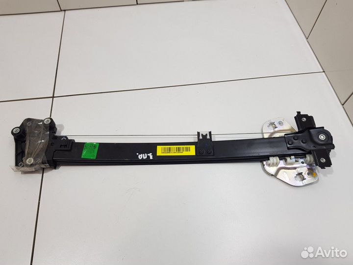 Стеклоподъемник электрический задний правый