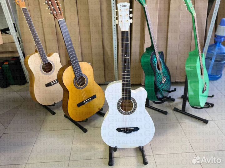 Гитара акустическая