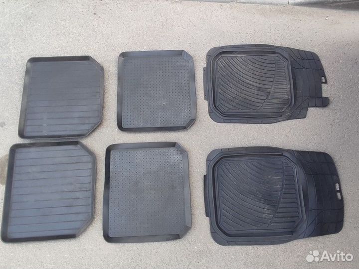 Автомобильные коврики резиновые бу