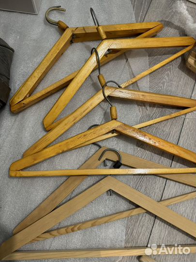 Плечики деревянные