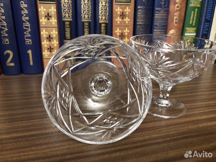 Вазочки хрустальные