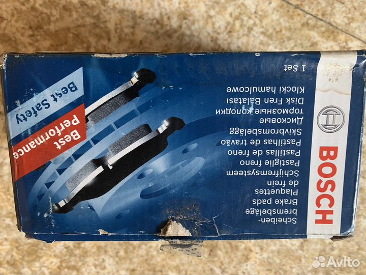 Дисковые колодки bosch 0986494120 (новые)