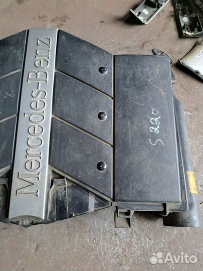 Корпус воздушного фильтра Mercedes w220