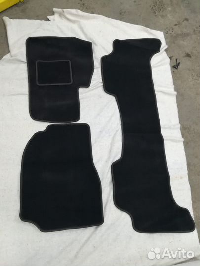 Коврики ворсистые на Ланд Крузер 100