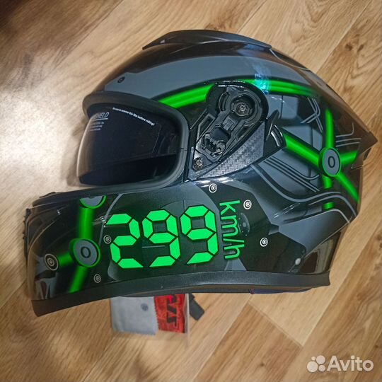 Новый шлем AIS