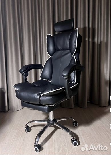 Компьютерное кресло President для офиса и дома