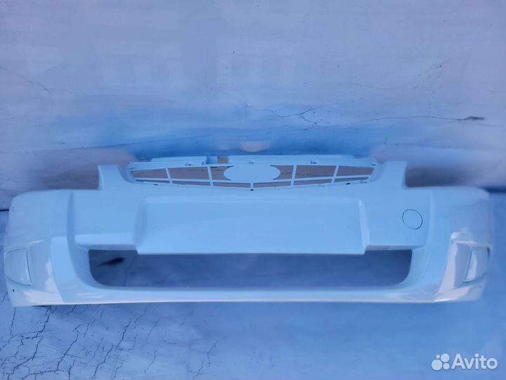 Бампер передний priora 2 белый цвет