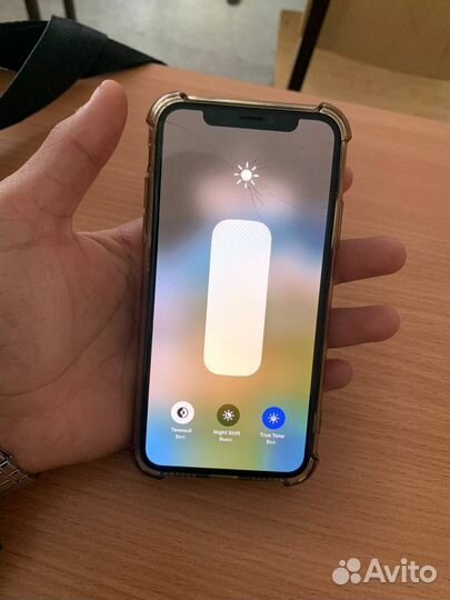 iPhone X, 64 ГБ
