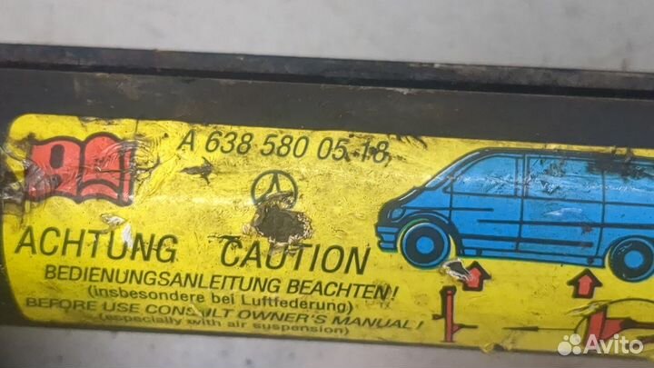 Домкрат Dodge Caliber, 2006