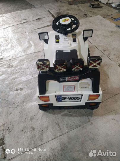 Детский электромобиль джип