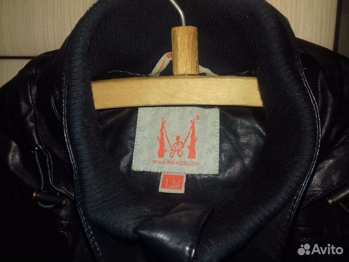 Натуральная кожаная куртка на осень,весну для маль