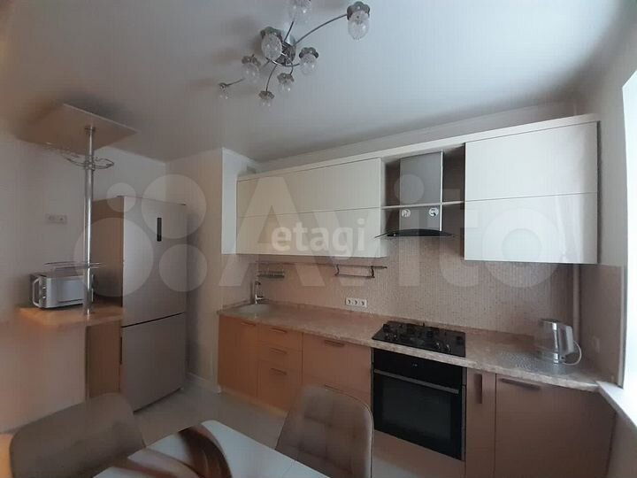 3-к. квартира, 63,1 м², 8/10 эт.