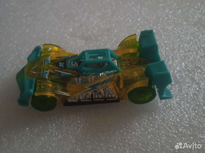 Hot wheels voltage spike