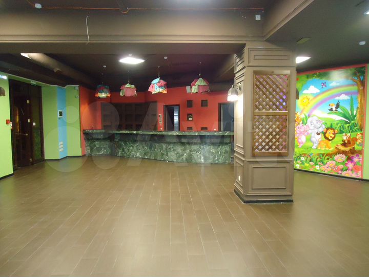 Шевченко 9/Общепит/Свобод.назнач.,486 м²/м.Динамо