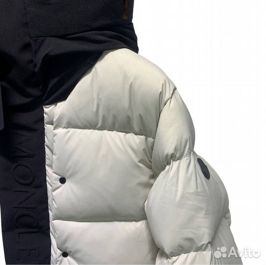 Пуховик Moncler