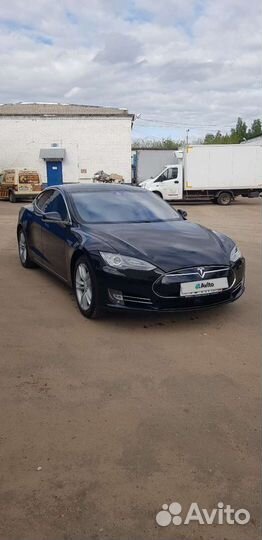Tesla Model S AT, 2014, 132 500 км