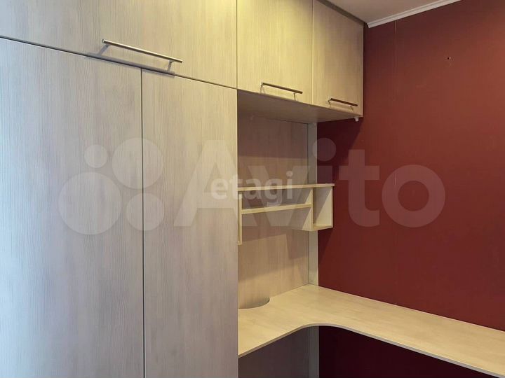 2-к. квартира, 56 м², 3/9 эт.