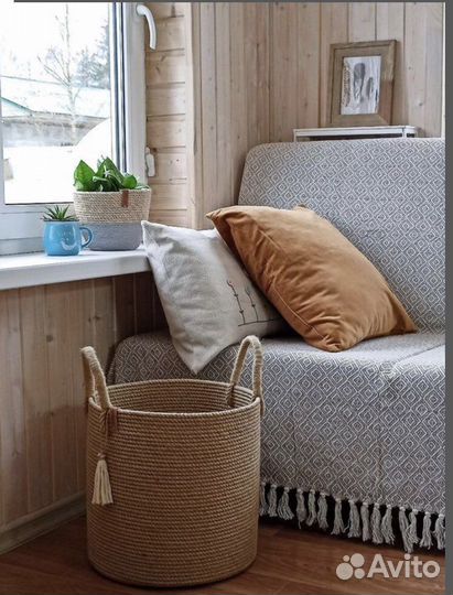 Большая корзина из джута