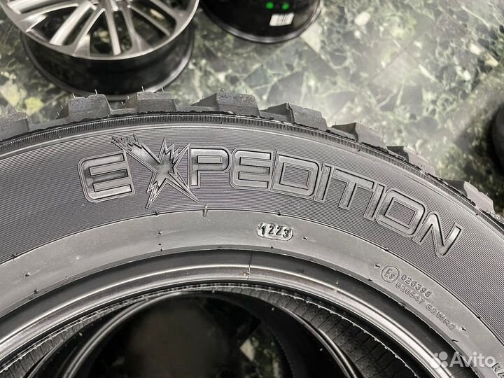 Contyre Expedition 215/65 R16 98Q
