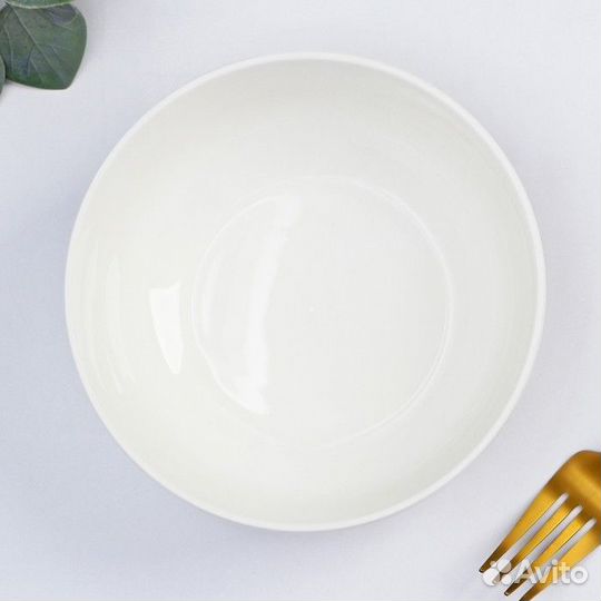 Салатник фарфоровый Доляна «Роза», 620 мл, d15,5 с