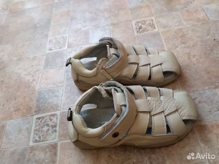 Босоножки для мальчика размер 33, не кожа, б/у оде