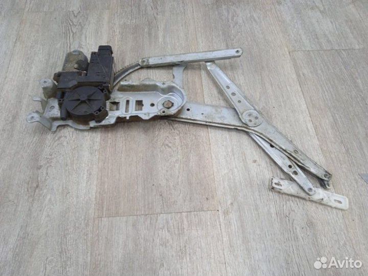 Стеклоподъемник передний левый Opel Corsa C 2004