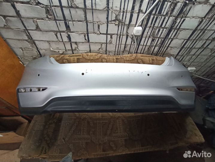 Задний бампер на hyundai solaris от 2017