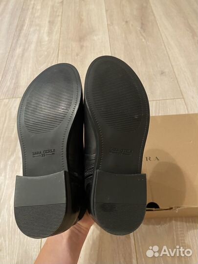 Ботинки zara для девочки новые