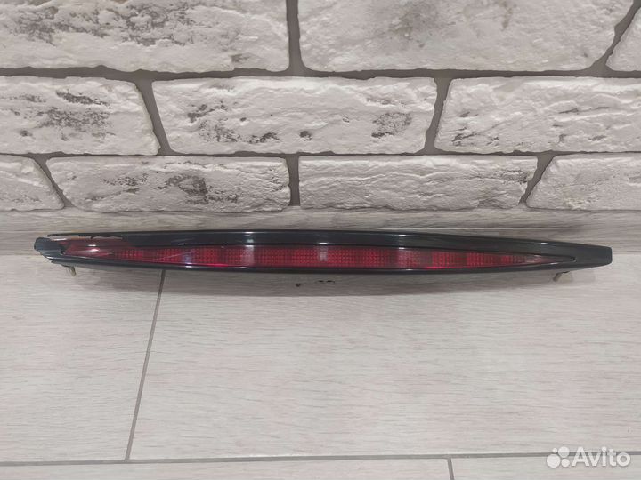 Стоп сигнал (фонарь) крышки багажника infiniti FX