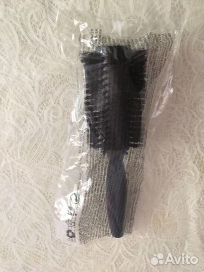 Круглая щетка для укладки волос новая