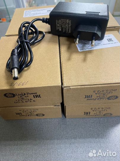 Блок питания / Адаптер питания 12v 2a оптом