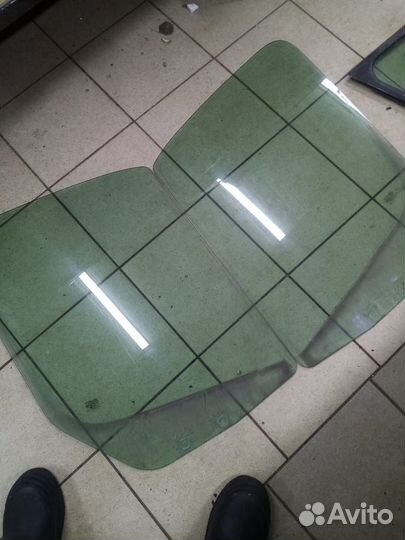 Стекло на мерседес спринтер