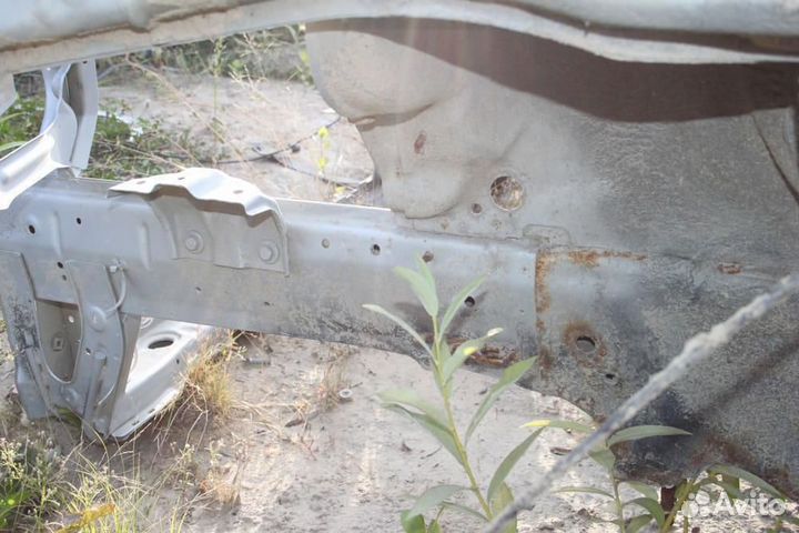 Лонжерон передний левый Chevrolet Lacetti J200