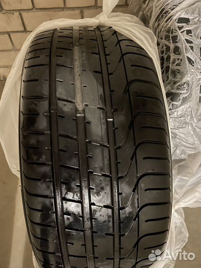 Pirelli P Zero 255/35 R20